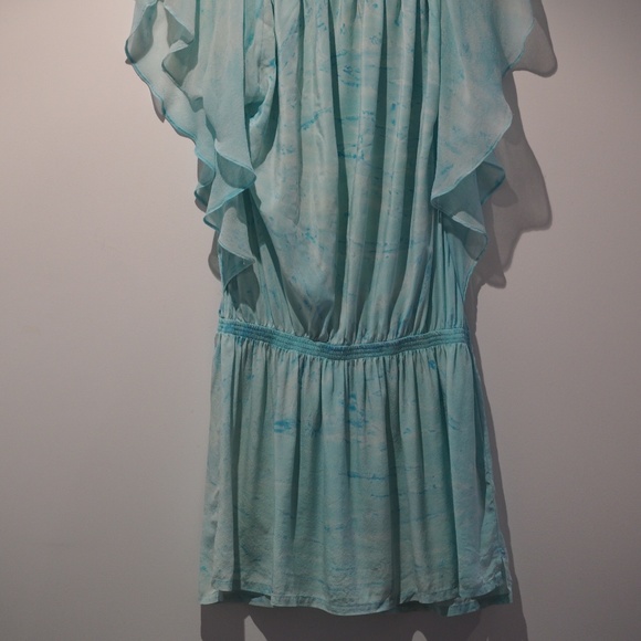 A Silk Dress - Picture 4 of 7